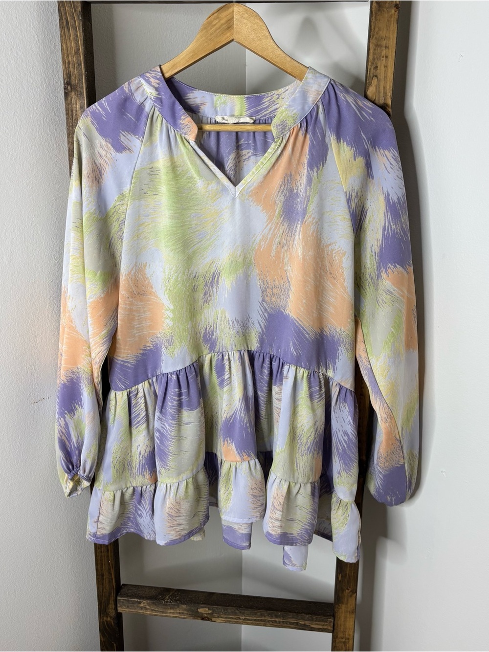 entro Lavender, Peach & Mint Peplum Tunic Size S